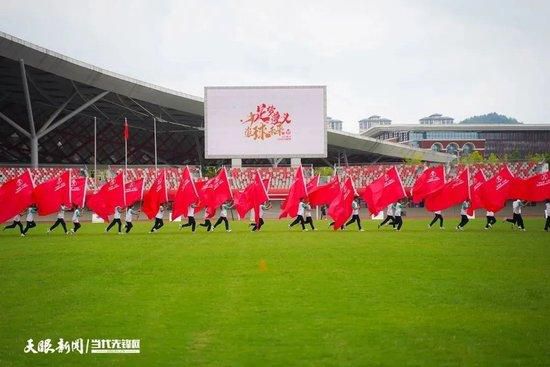 摄影指导王维华此前曾与黑鳍Blackfin合作过多部影片，与耿军导演合作的电影《轻松+愉快》获得第54届金马奖包含;最佳摄影奖在内的四项提名